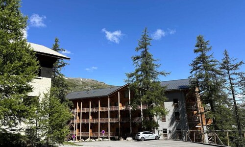 Apartment in Varsea Near Ski Lifts