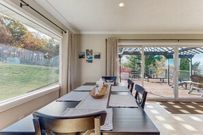 تناول الطعام