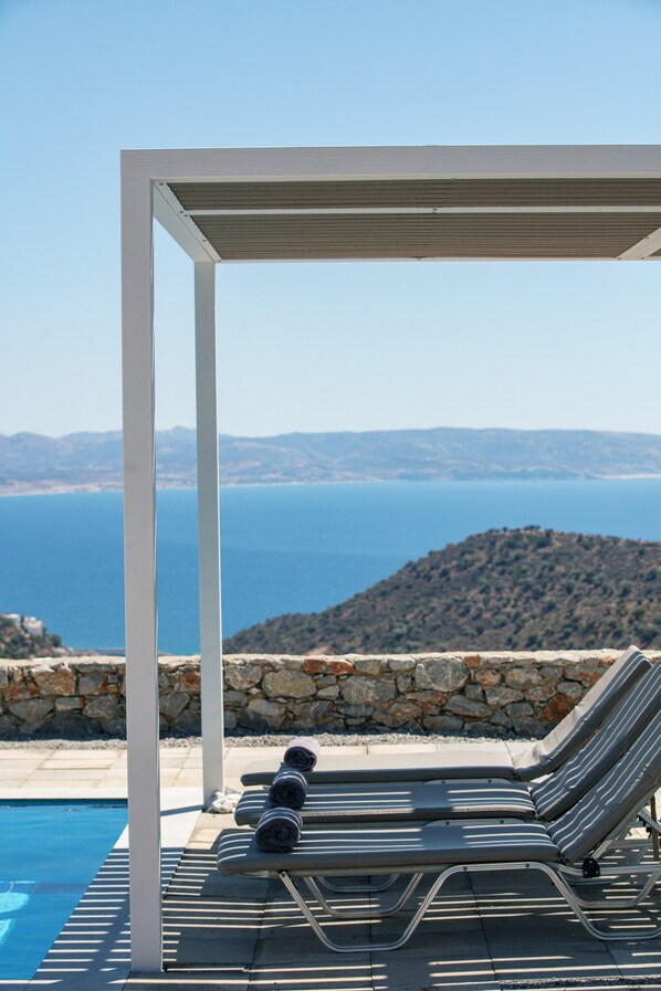 Villa | Exterior - Villa in Agia Galini With Private Pool (Agios Vasileios)
