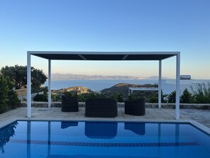 Villa | Pool | Innenpool, Außenpool