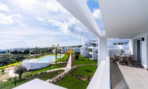 Outdoor dining - Al4-1916 Estepona - Apartment - Alcazaba Lagoon (Casares)
