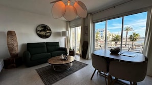 Unclassified image, 2 of 3, button - Apartment in Grau du Roi With Sea View (Le Grau-Du-Roi)