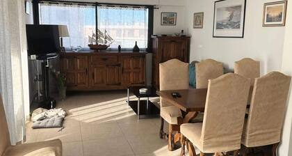 Beautiful 3-room Apartment Near Bonnegrace Beach