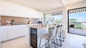 Unclassified image, 4 of 5, button - Apartment in Cannes With Stunning Sea View (Cannes)