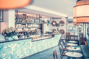 Mobile Home | Bar (on property) - Lodge Tenuta Primero in Grado (San Canzian d'Isonzo)