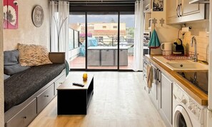 Interior - Studio for 4 People in a Residence With Swimming Pool (Le Grau-Du-Roi)