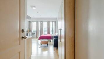 1 bedroom, iron/ironing board, free WiFi, bed sheets