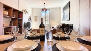 Dining - Apartments for 6 People (Antibes)
