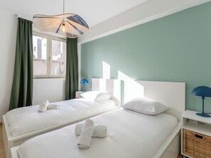 2 bedrooms, internet - Florence with private garage by Interhome (Oostende)