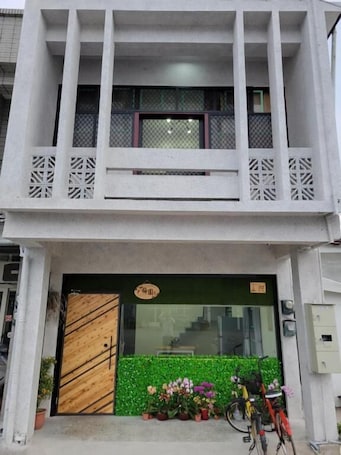 Exterior. plum garden home stay