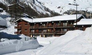 Exterior - Apartment in Tignes 1800 Near Ski Slopes (Tignes)