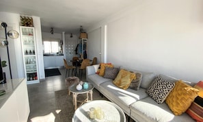 Living area - Apartment in Nerja Near Playa El Salon (Nerja)