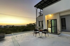รูปภาพที่ไม่ ได้จัดประเภท, 4 จาก 8, ปุ่ม