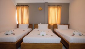 Family Triple Room | Free WiFi