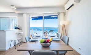 Dining - Apartment in Cannes With Beachfront View (Cannes)