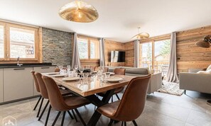 Dining - Apartment in Bonneval Near Vallonnet Lift (Bonneval-sur-Arc)