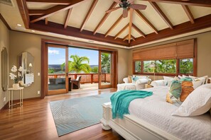 5 bedrooms, in-room safe, iron/ironing board, free WiFi - Maile Hale-Serenity Home (Waimea)