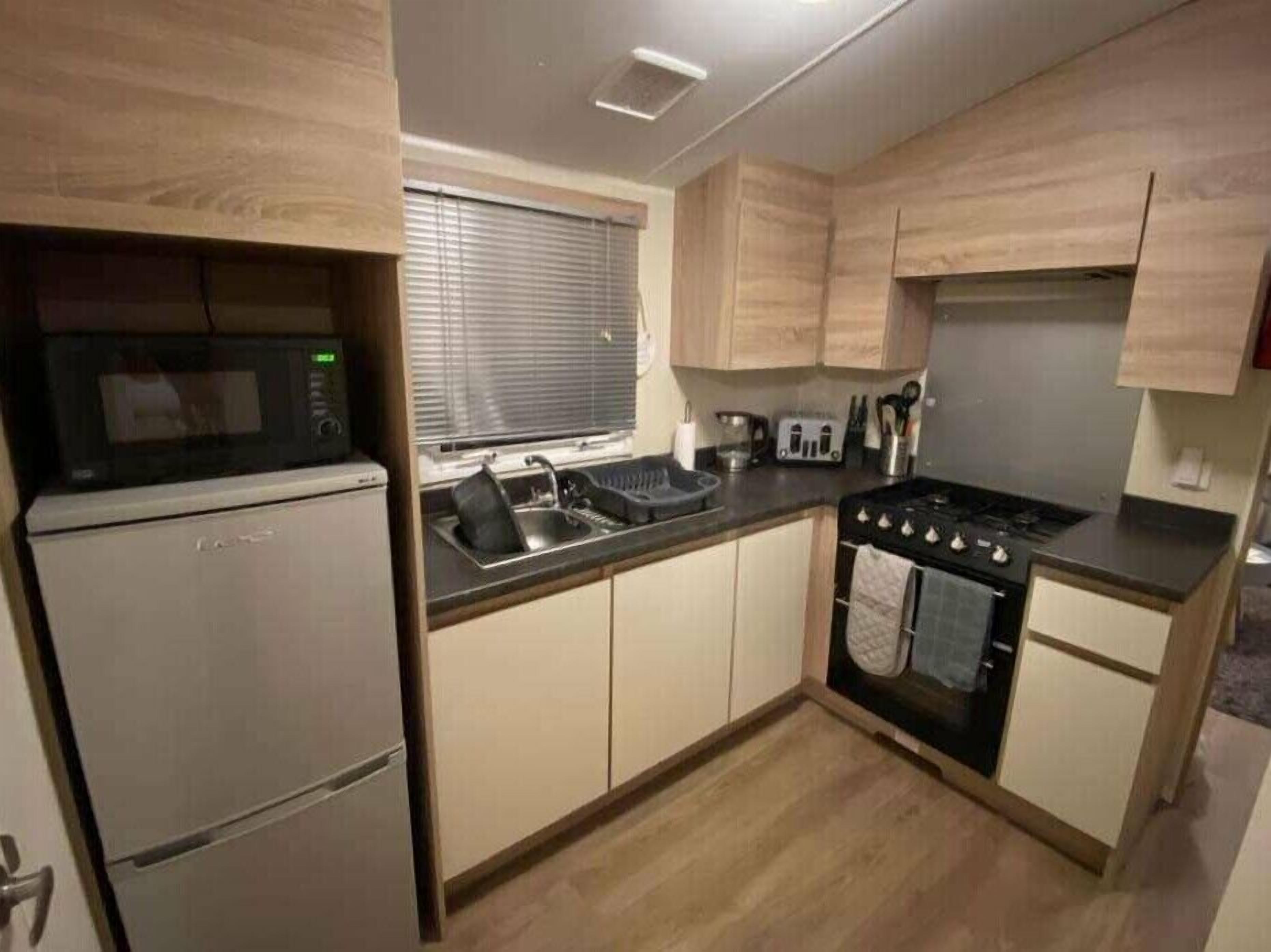 مستلزمات طهي/أطباق/أوعية