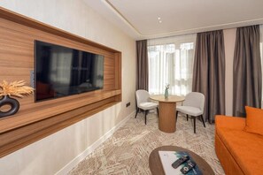 Deluxe Twin Room | Free WiFi