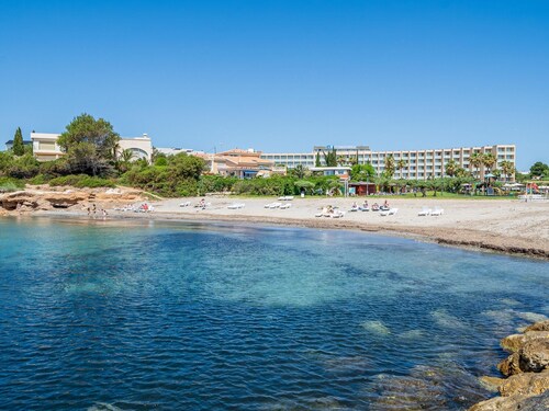 Dream family vacation 100m from the beach