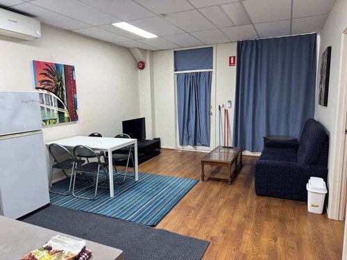 Metawise Charming Retreat at Huntingdale E4