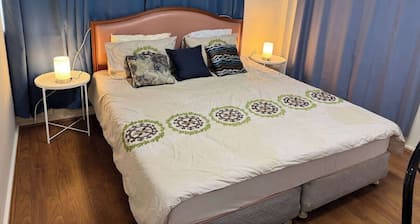 Metawise Charming Retreat at Huntingdale E4