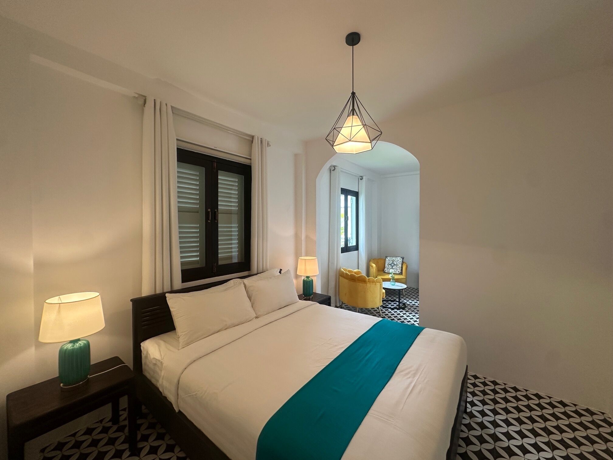 Suite, Gartenblick | Zimmersafe, individuell dekoriert, individuell eingerichtet