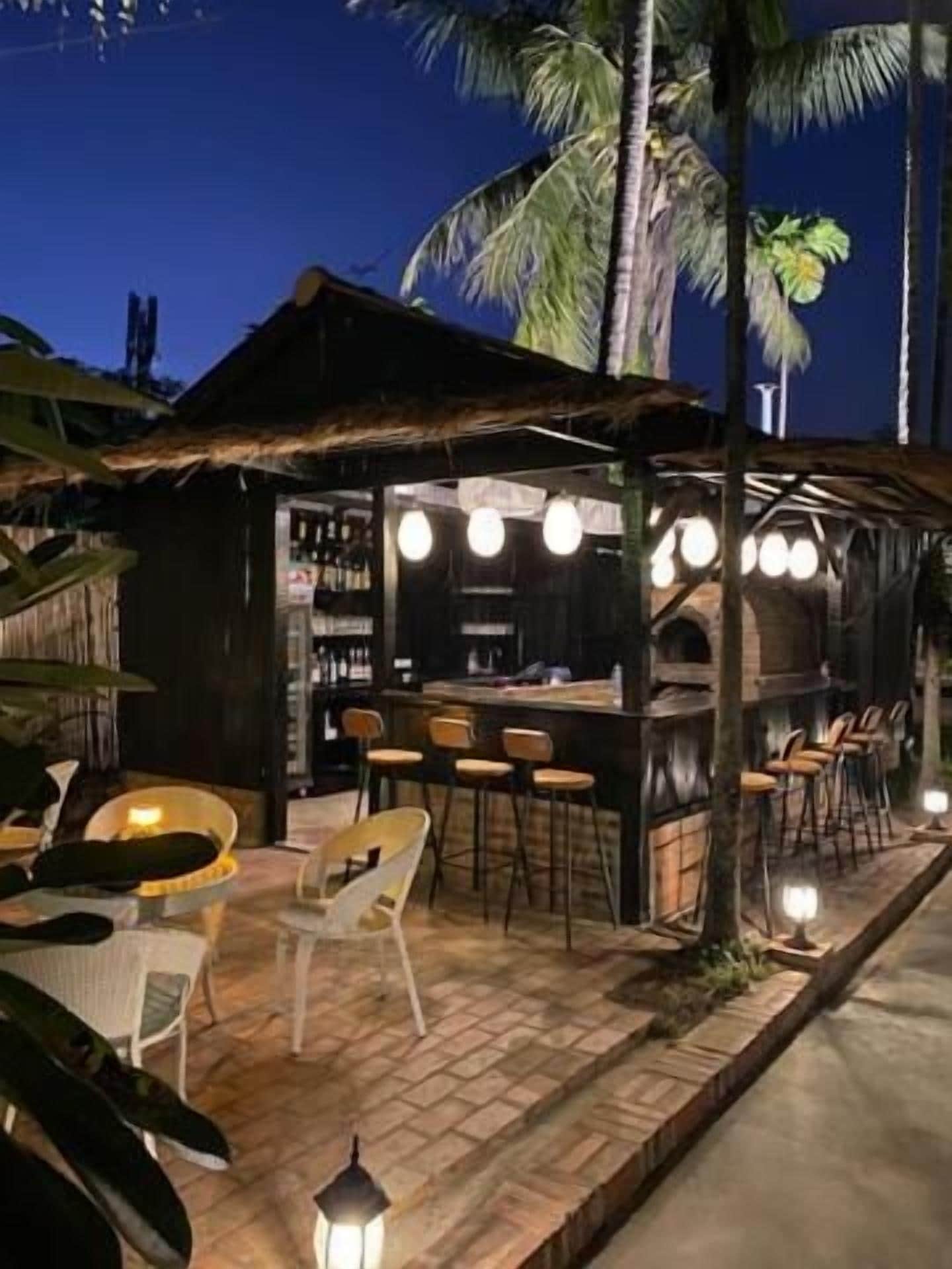 Bar (en la propiedad)