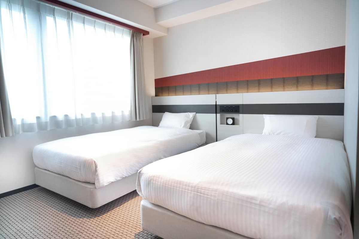 Standard Twin Room | In-room safe, free WiFi