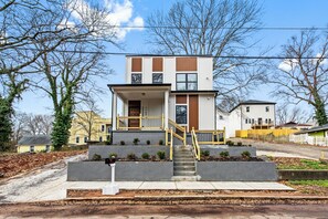 Exterior - The Groove House: Stylish Atlanta Escape (Atlanta)