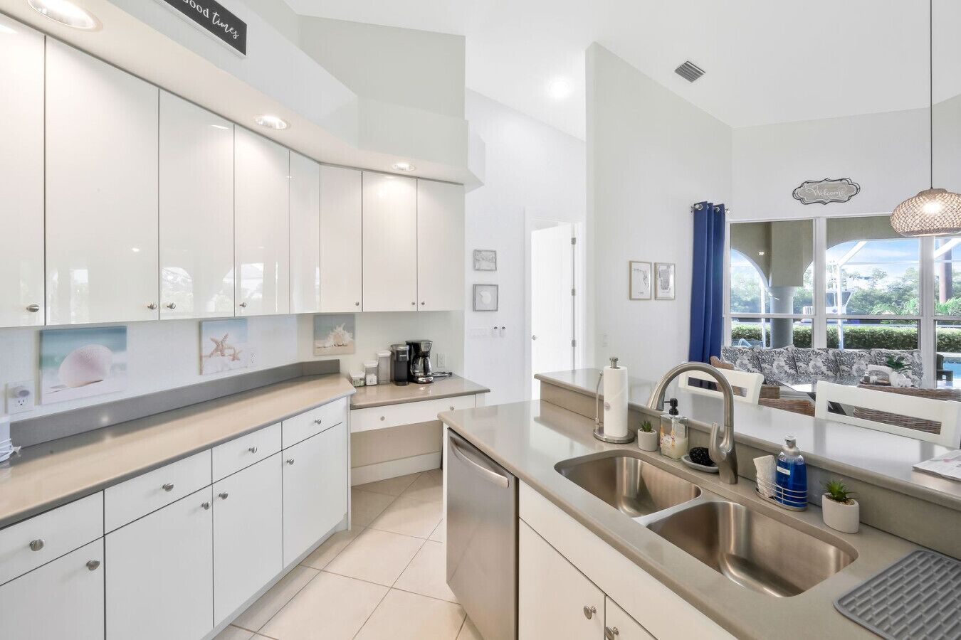Chef`s style kitchen