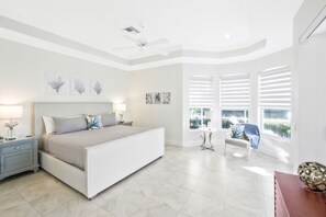 5 Schlafzimmer, Reisekinderbett, WLAN, Bettwäsche