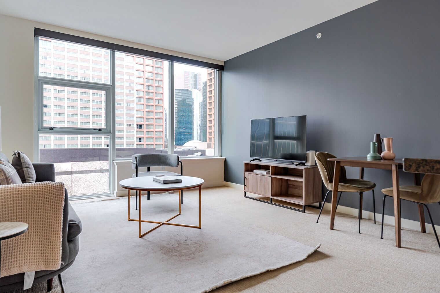 Fernseher, Stereoanlage