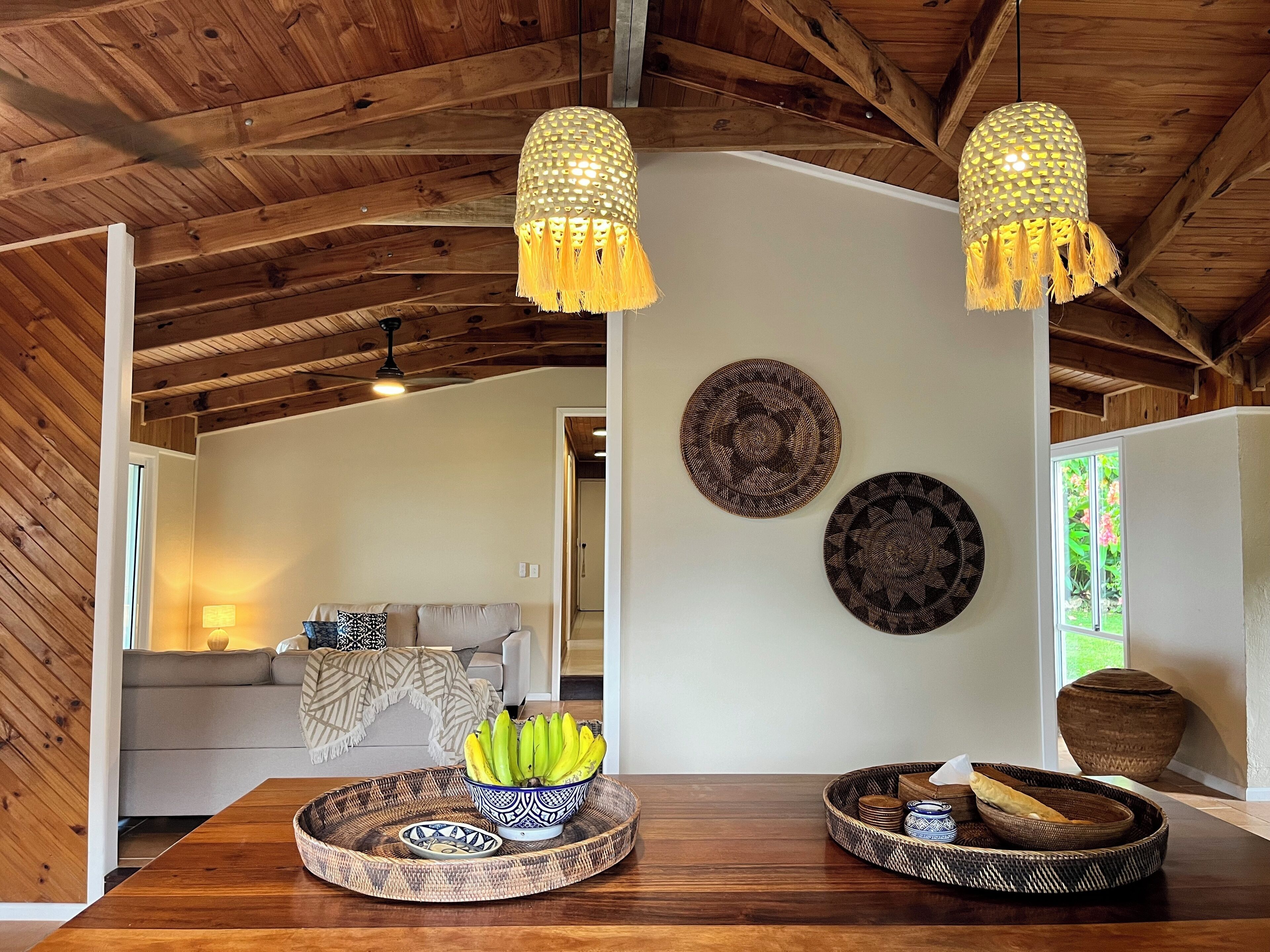 المنشأة من الداخل