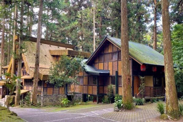Unclassified image, 1 of 19, button - The M Village (Nantou)