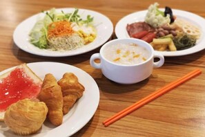 Breakfast for a fee - The M Village (Nantou)