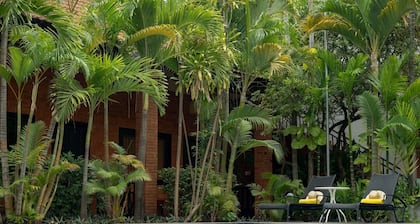 Green Morodoc Garden Hotel