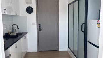 Fridge, microwave, stovetop, toaster