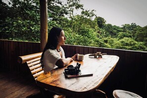 Loft, 1 Bedroom, Accessible, Balcony | Property grounds