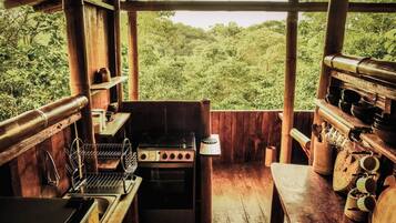 Loft, 1 Bedroom, Accessible, Balcony | Private kitchen