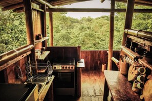 Loft, 1 habitación, accesible para personas con discapacidad, balcón | Cocina privada