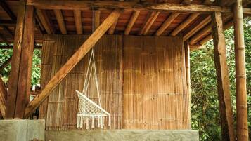 Loft, 1 Bedroom, Accessible, Balcony | Property grounds