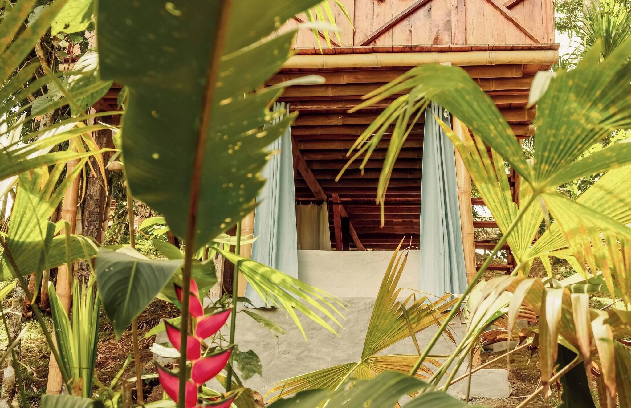 Loft, 1 Bedroom, Accessible, Balcony | Property grounds