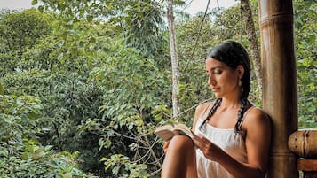 Loft, 1 Bedroom, Accessible, Balcony | Property grounds