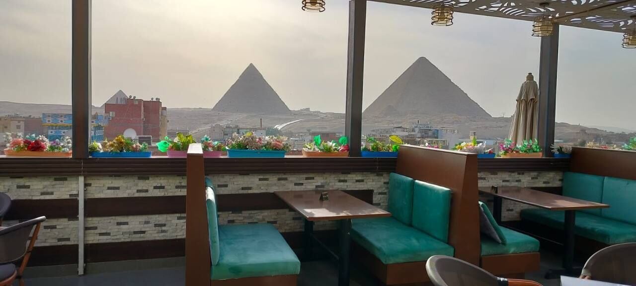مطعم