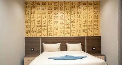 Pyraking Pyramids View Inn