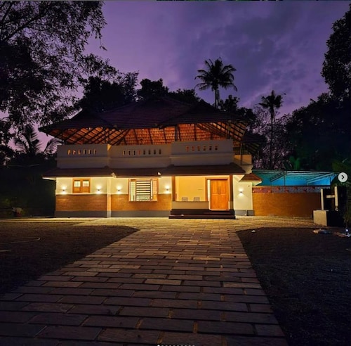 Acrewood Farmhouse - Pool Villa