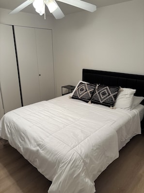 2 bedrooms, WiFi, bed sheets