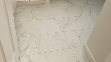 淋浴設備、風筒、提供毛巾、番梘