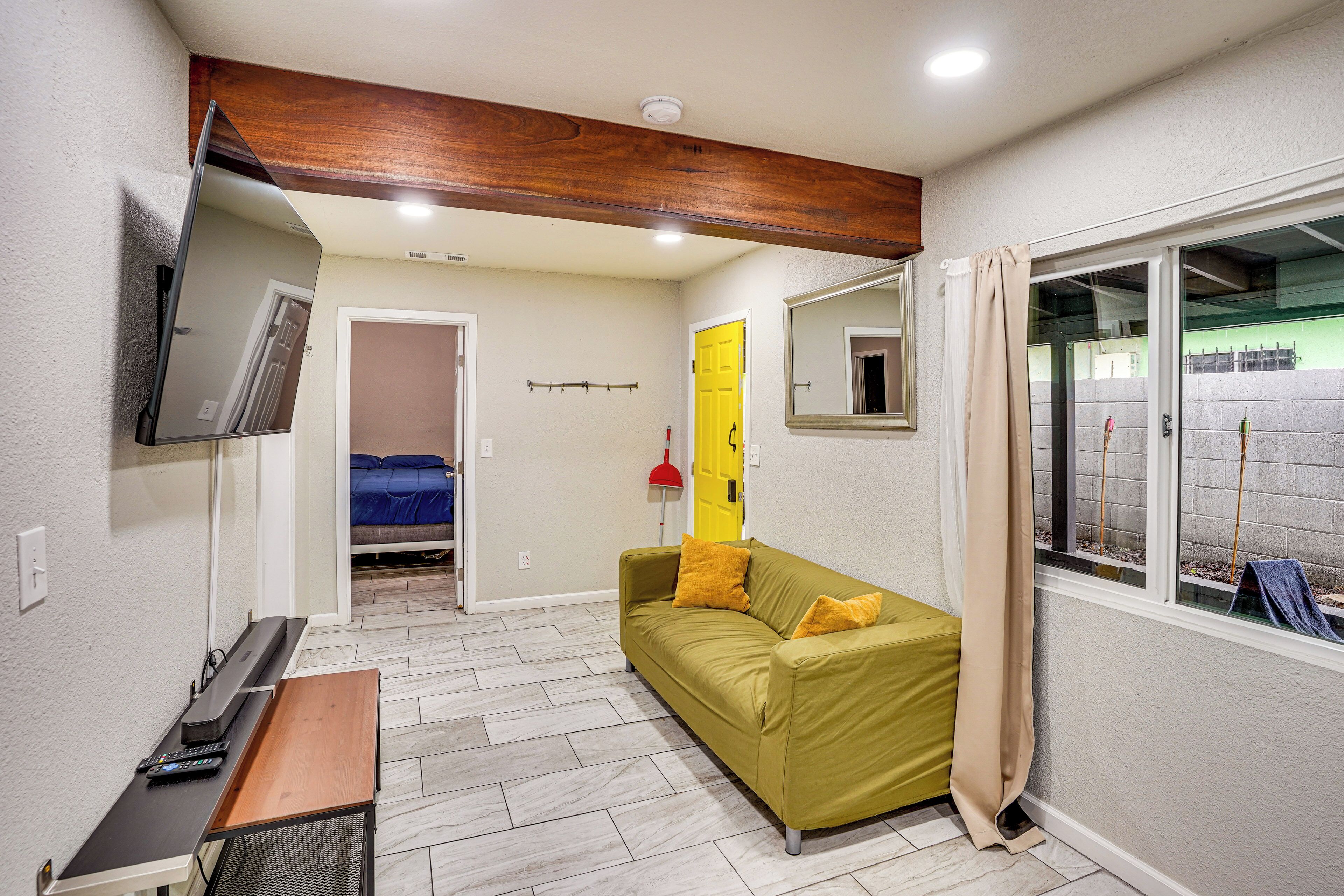 Explore La & Long Beach: Compton Condo W/ Patio - Downey, CA